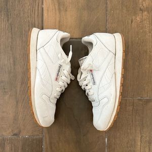 Reebok sneakers with gum sole